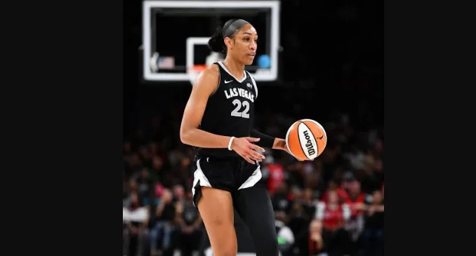 A'ja Wilson enters court without her famous left leg compression sleeve