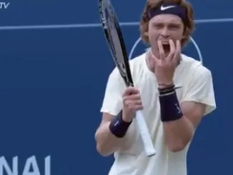 Andrey Rublev reacts during tense Estoril Open quarterfinal match on clay